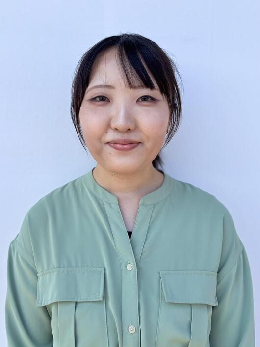 八谷　彩華